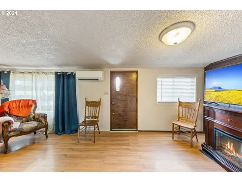 15700 Salt Creek Road Dallas OR 97338