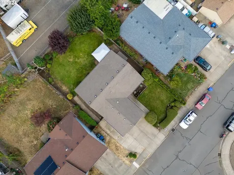 6995 2nd Street SE Turner OR 97392