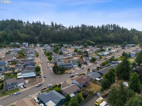 6995 2nd Street SE Turner OR 97392