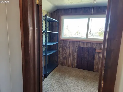 912 Fir Avenue Reedsport OR 97467