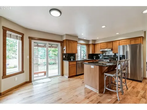 19863 Castleberry Loop Oregon City OR 97045