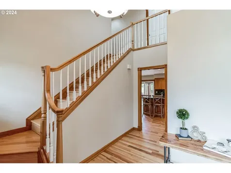 19863 Castleberry Loop Oregon City OR 97045