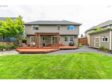19863 Castleberry Loop Oregon City OR 97045