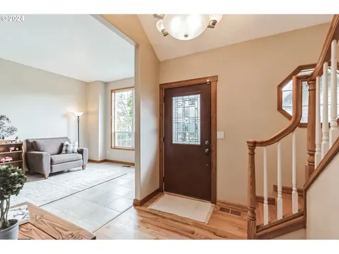 19863 Castleberry Loop Oregon City OR 97045
