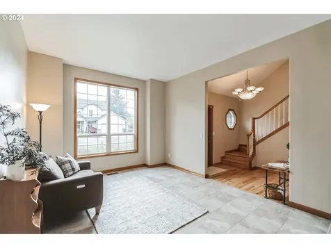 19863 Castleberry Loop Oregon City OR 97045