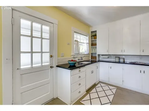 3135 Ne 25th Avenue Portland OR 97212