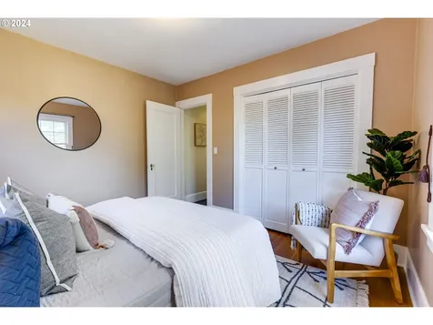 3135 Ne 25th Avenue Portland OR 97212