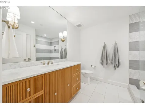 13962 Knaus Road Lake Oswego OR 97034