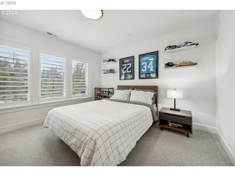 13962 Knaus Road Lake Oswego OR 97034