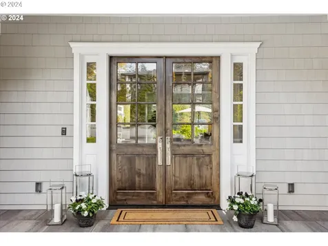 13962 Knaus Road Lake Oswego OR 97034