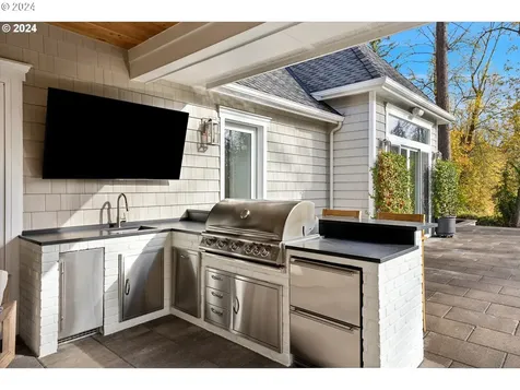 13962 Knaus Road Lake Oswego OR 97034