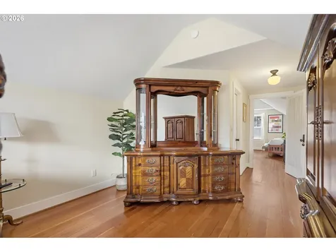 2106 SE Knapp Street Portland OR 97202