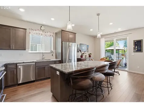 183 NE 19th Avenue Canby OR 97013