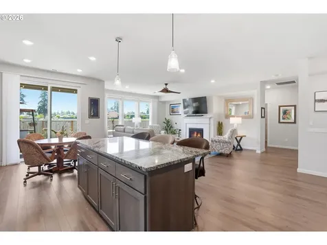 183 NE 19th Avenue Canby OR 97013