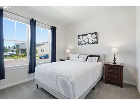 183 NE 19th Avenue Canby OR 97013