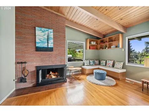 5220 SW 19th Drive Portland OR 97239