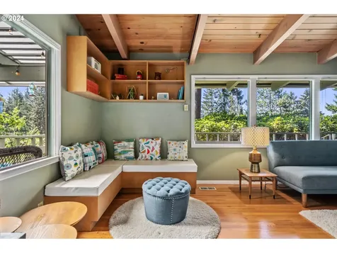 5220 SW 19th Drive Portland OR 97239