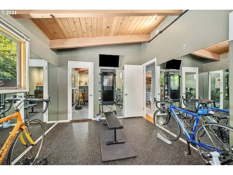5220 SW 19th Drive Portland OR 97239