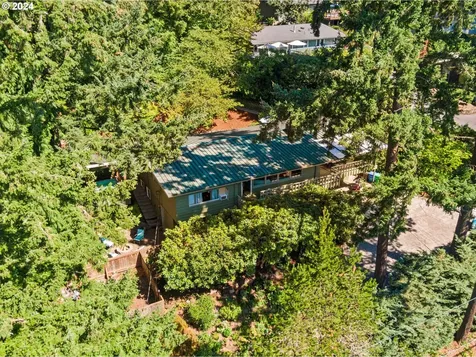 5220 SW 19th Drive Portland OR 97239