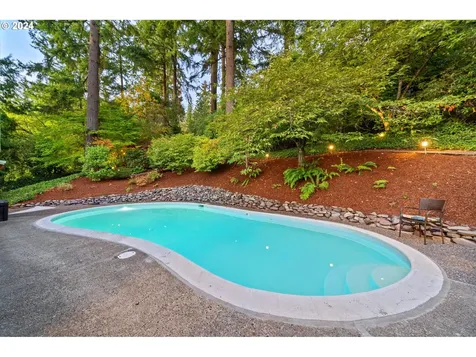 5220 SW 19th Drive Portland OR 97239