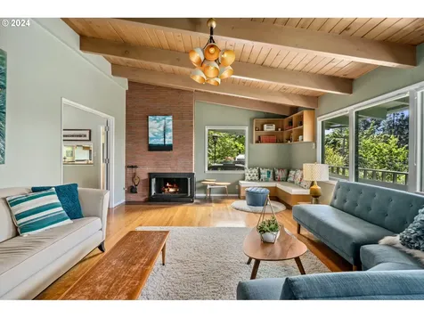 5220 SW 19th Drive Portland OR 97239