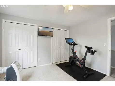 1524 E Mill Court Newberg OR 97132
