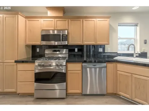 6019 Rombauer Road Eugene OR 97402