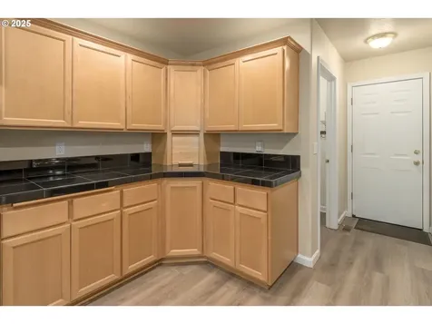 6019 Rombauer Road Eugene OR 97402