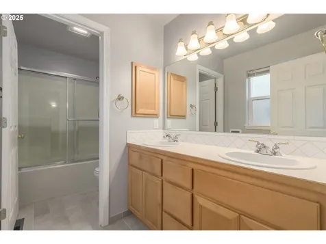 6019 Rombauer Road Eugene OR 97402