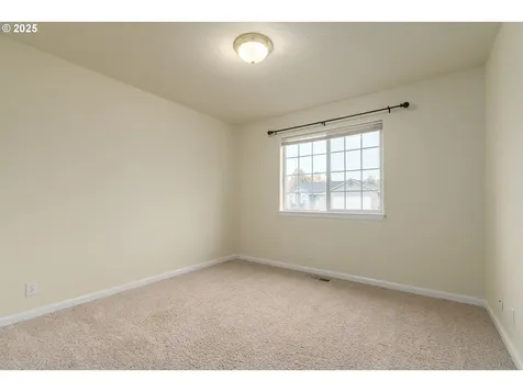 6019 Rombauer Road Eugene OR 97402