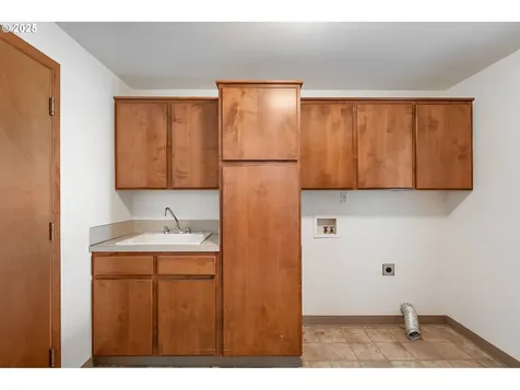 805 Willow Street Kelso WA 98626