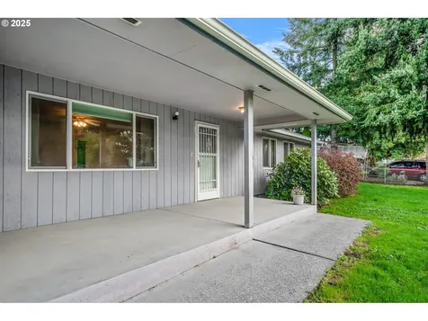805 Willow Street Kelso WA 98626
