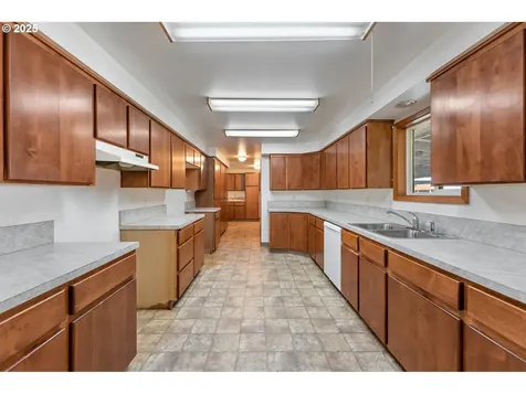 805 Willow Street Kelso WA 98626