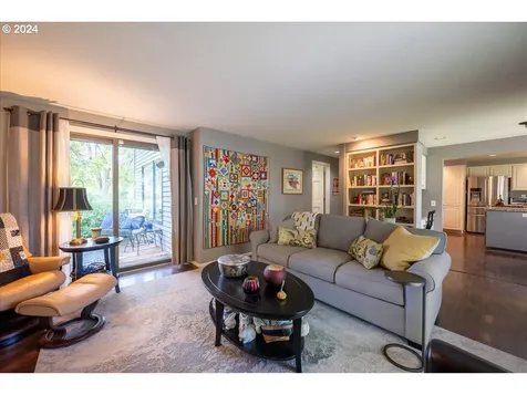 944 Shaughnessy Lane Eugene OR 97401