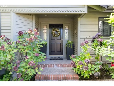 944 Shaughnessy Lane Eugene OR 97401
