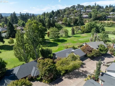 944 Shaughnessy Lane Eugene OR 97401