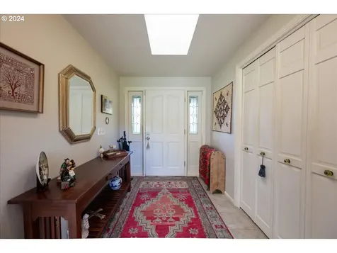 944 Shaughnessy Lane Eugene OR 97401