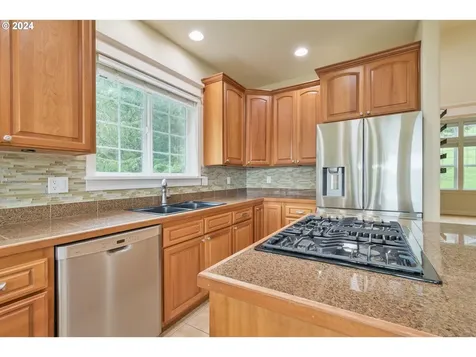 140 Tioga Court Cottage Grove OR 97424