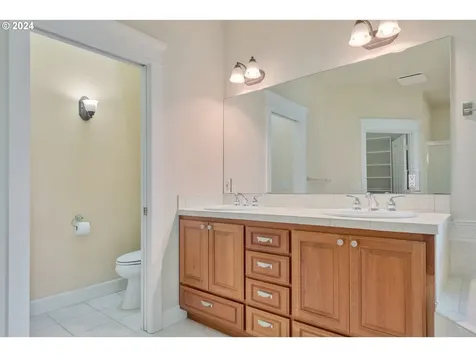 140 Tioga Court Cottage Grove OR 97424