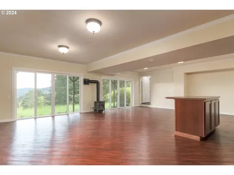 140 Tioga Court Cottage Grove OR 97424