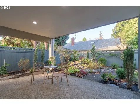 931 Shaughnessy Lane Eugene OR 97401