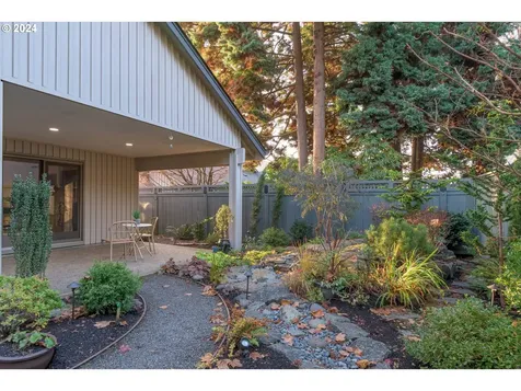 931 Shaughnessy Lane Eugene OR 97401