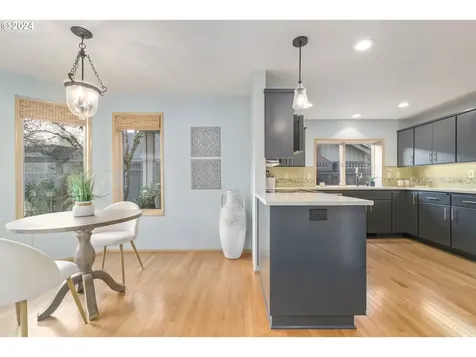 931 Shaughnessy Lane Eugene OR 97401