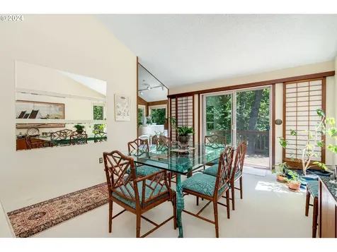 6136 Sw Barnes Road Portland OR 97221