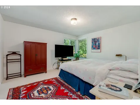 6136 Sw Barnes Road Portland OR 97221