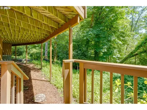 6136 Sw Barnes Road Portland OR 97221