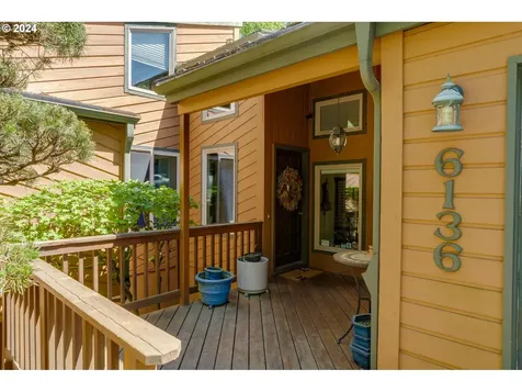 6136 Sw Barnes Road Portland OR 97221