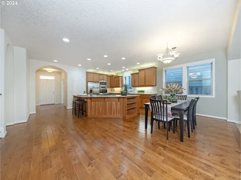 2514 Falls Street Forest Grove OR 97116