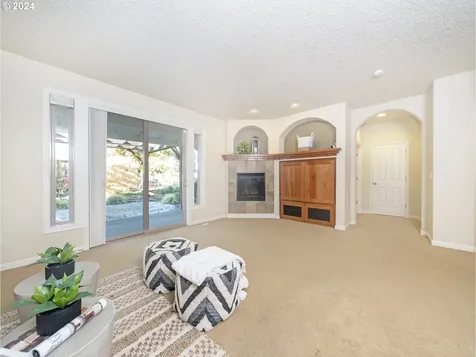 2514 Falls Street Forest Grove OR 97116