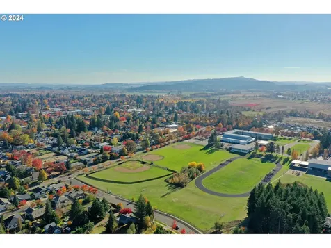 2514 Falls Street Forest Grove OR 97116
